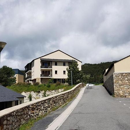 Charmant Studio Face Aux Pyrenees Font-Romeu-Odeillo-Via Exterior photo